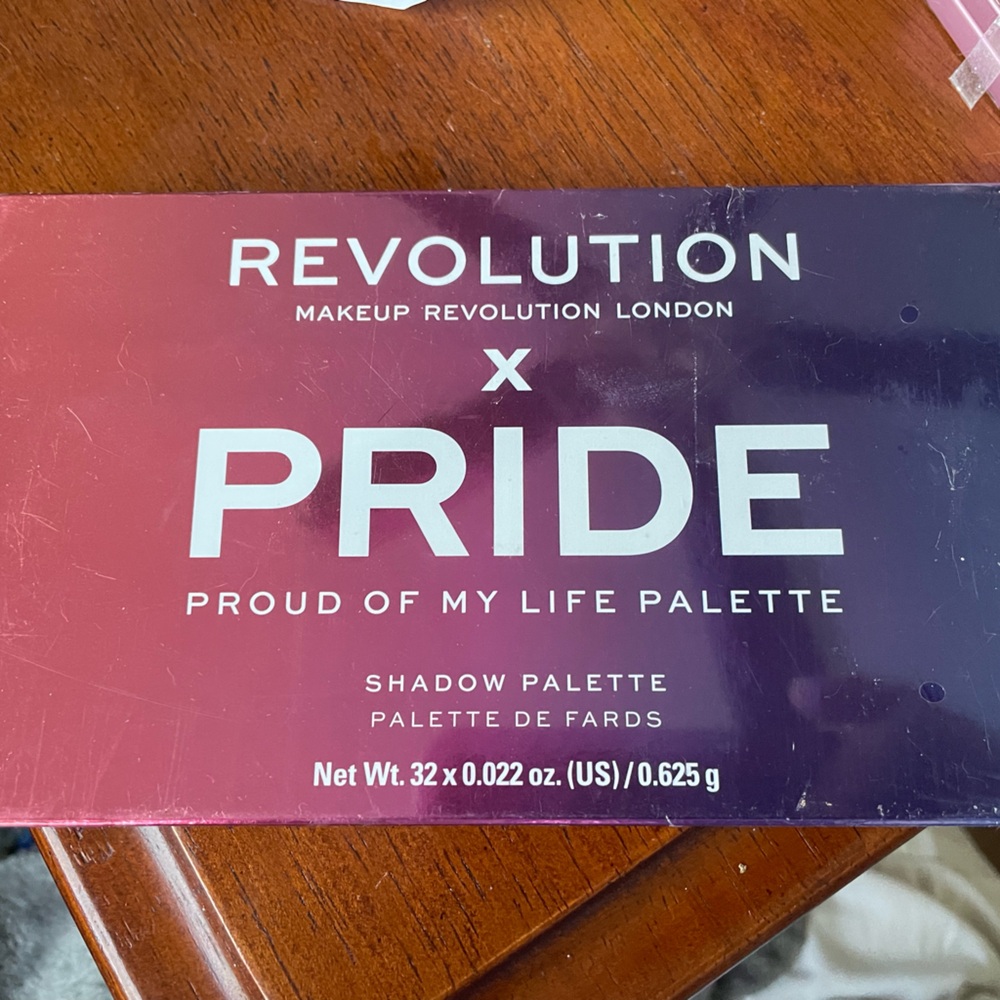Revolution x pride proud of my life shadow palette 32 Shades NEW SEALED PKG